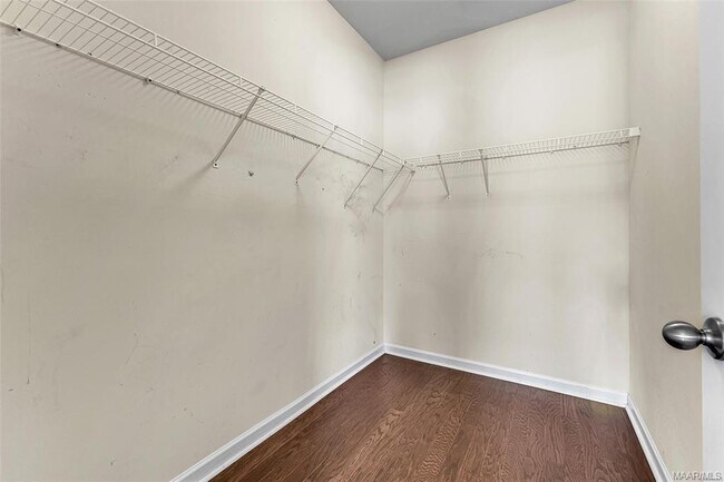 Building Photo - 9348 Turnberry Park Dr
