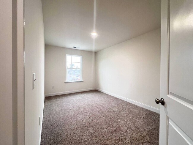 Building Photo - 4959 Caddis Bnd