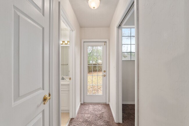 Building Photo - 7013 NW 50th Terrace