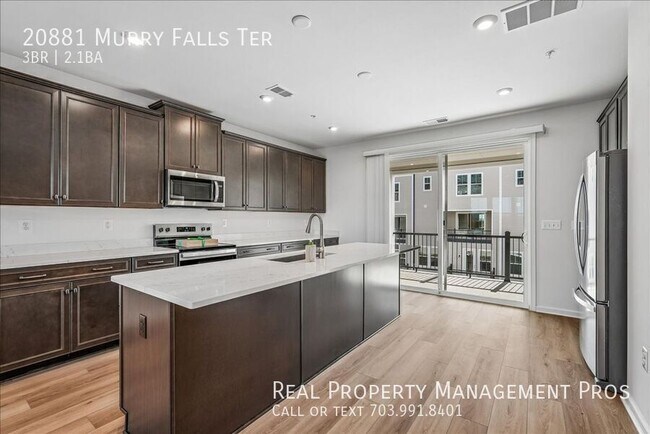 Building Photo - 20881 Murry Fls Ter