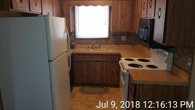 Building Photo - 9700 Karlov Ave