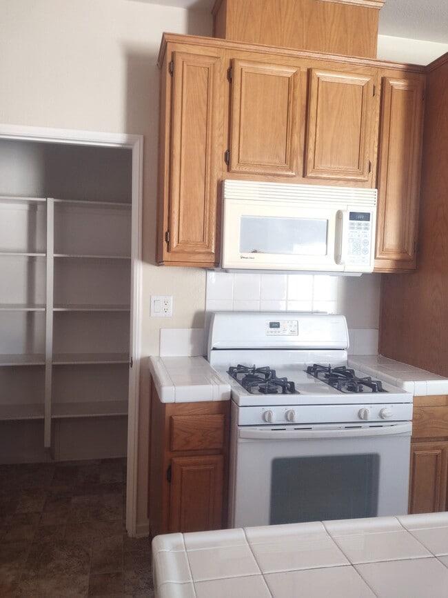 Building Photo - 8256 Triplett Ln