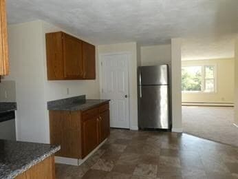 Building Photo - 2 Blueberry Dr