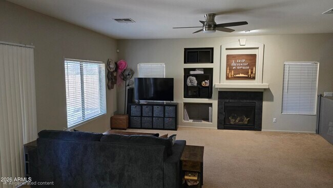 Building Photo - 4523 W Rolling Rock Dr