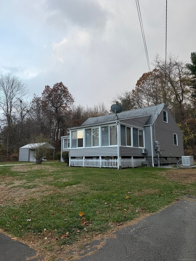 Building Photo - 213 Georgetown Rd