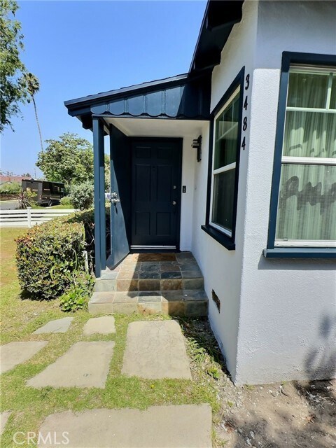 Building Photo - 3484 Ashwood Ave