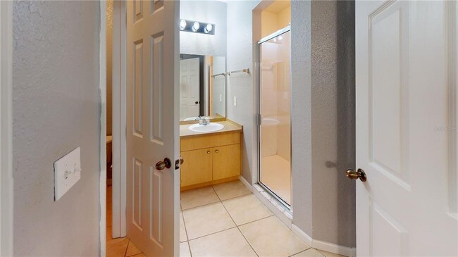 Building Photo - 6222 Ashbury Palms Dr