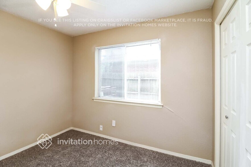 Building Photo - 12418 Summer Hill Dr