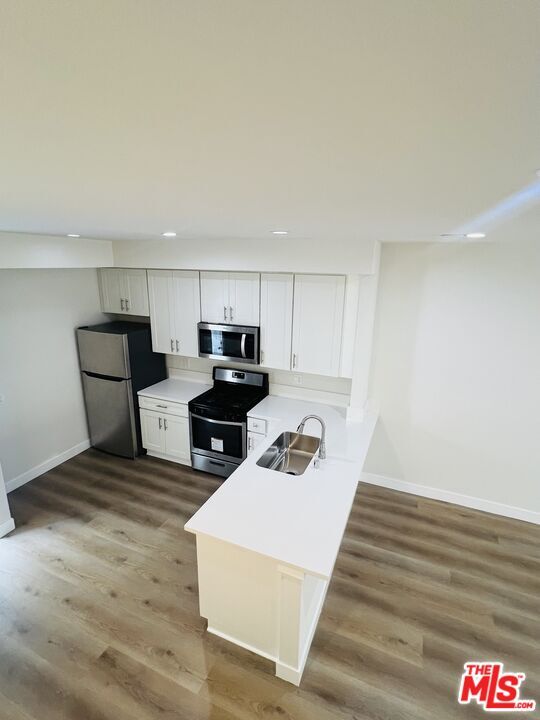 Building Photo - 11738 Mayfield Ave