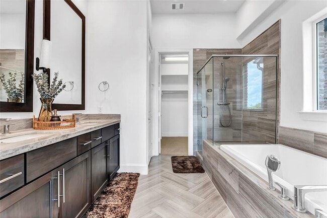 Building Photo - 4128 Willowbend Blvd