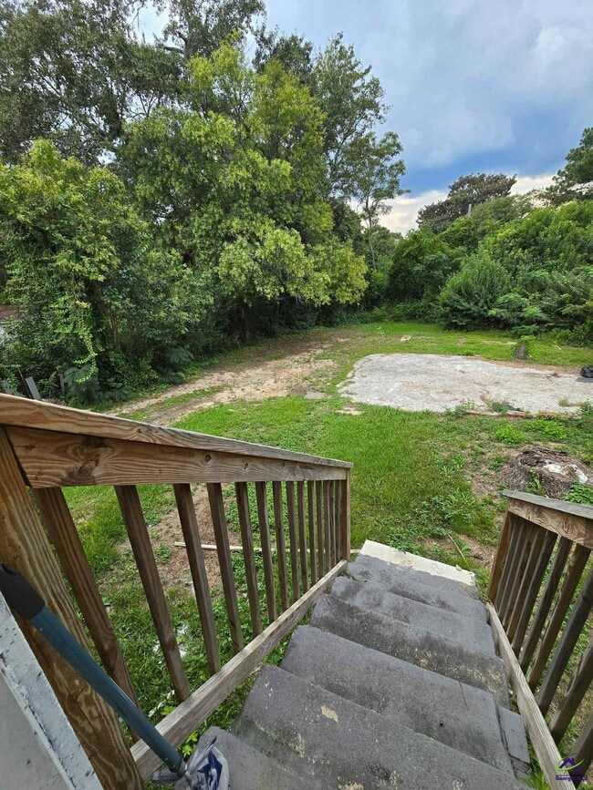 Building Photo - 1273 Hillyer Ave