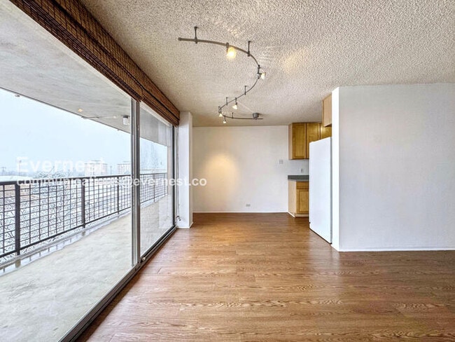 Building Photo - 2225 Buchtel Blvd S