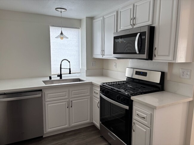 Building Photo - 12790 Lambeth St