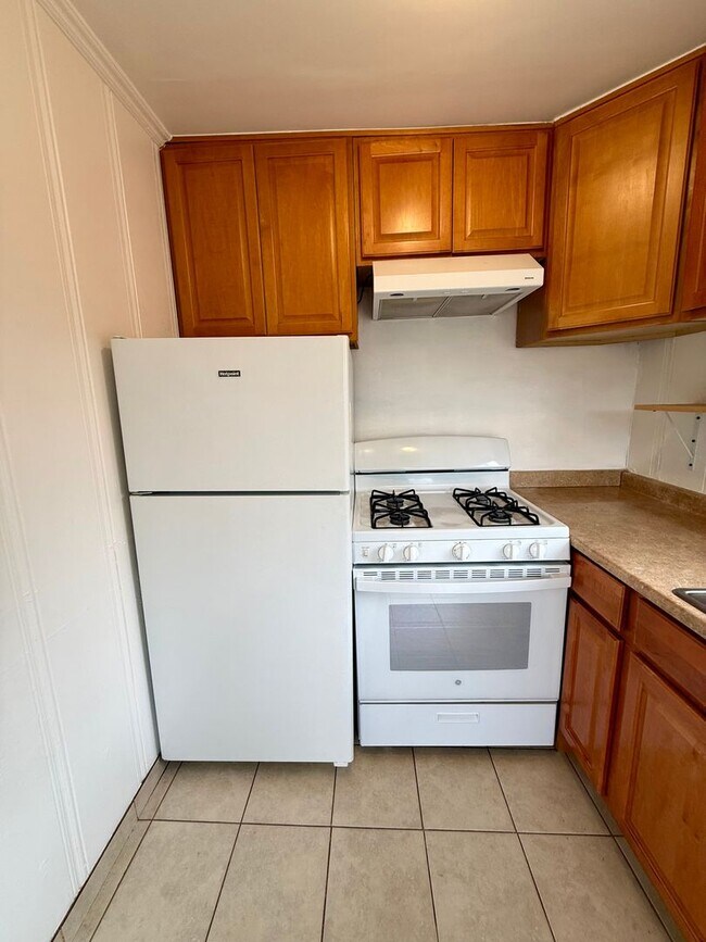 Building Photo - 4315-4315 Maryland St