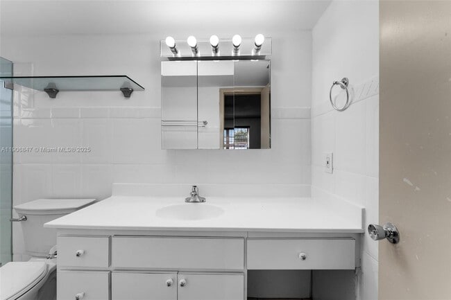 Building Photo - 3560 SW 107th Ct