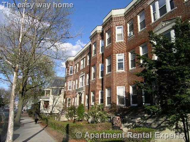 Building Photo - 74 Kirkland St