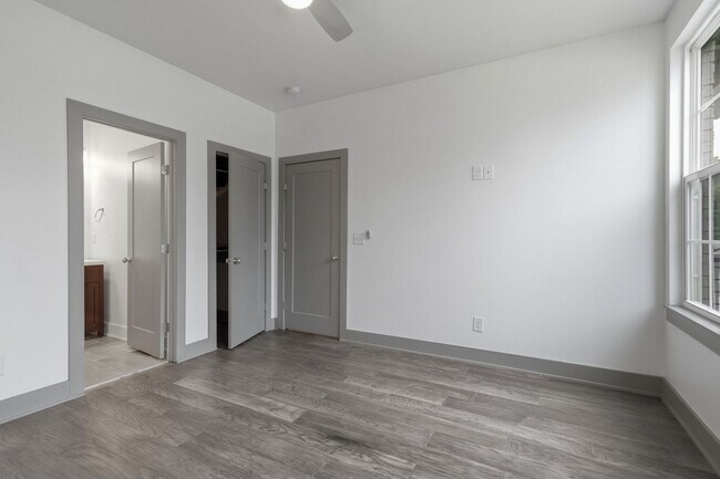 Building Photo - 122H Oceola Ave