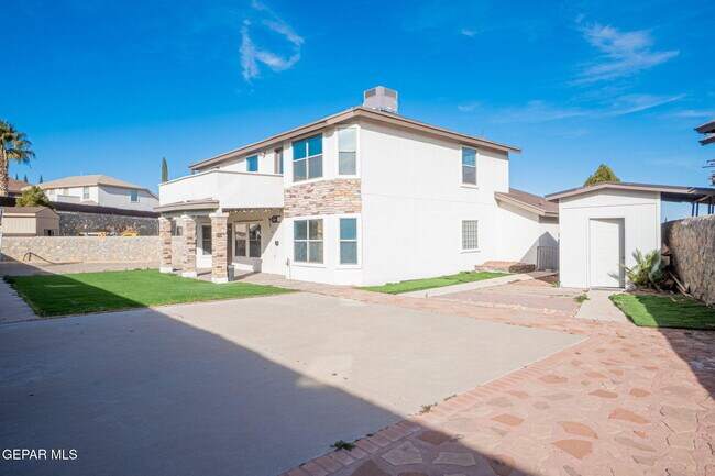 Building Photo - 12501 Sun Haven Dr