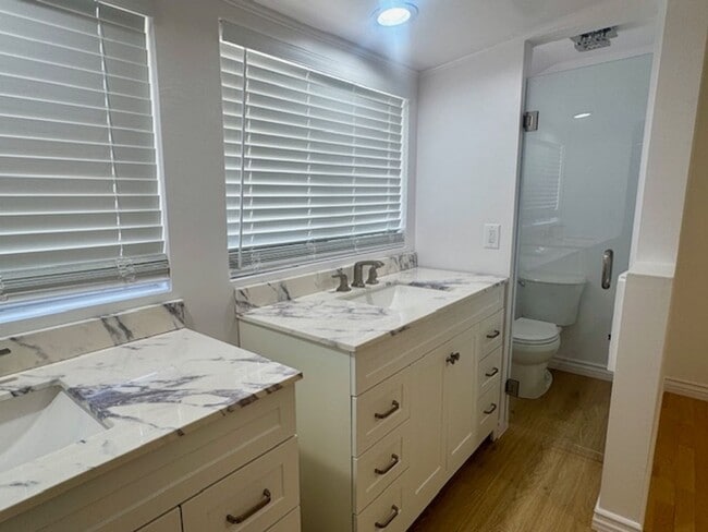 Building Photo - Charming 4 Bedroom in Woodland Hills