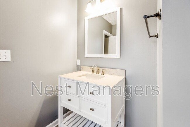 Building Photo - 808 Ethelored St