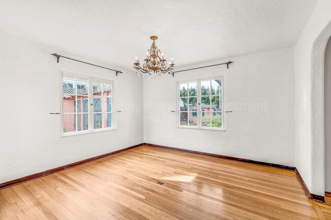 Building Photo - 940 14th St