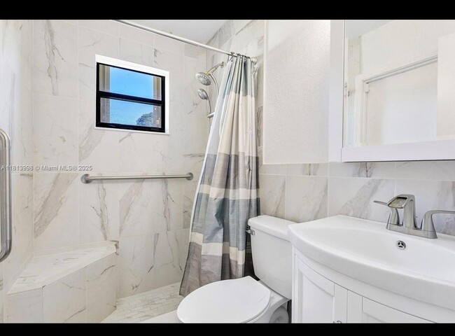 Building Photo - 6160 SW 188th Ave