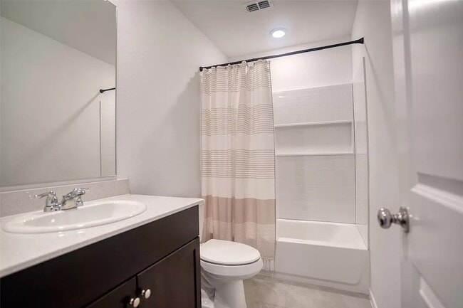 Building Photo - 2733 Slatewood Dr