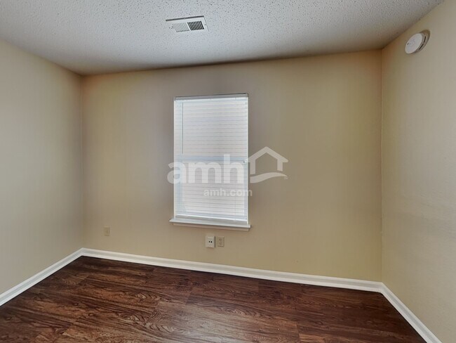 Building Photo - 5969 Claymont Blvd