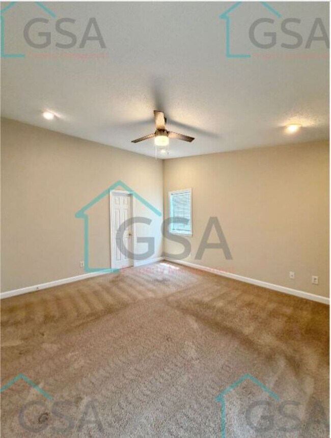 Building Photo - 225 Laurel Trace Cir