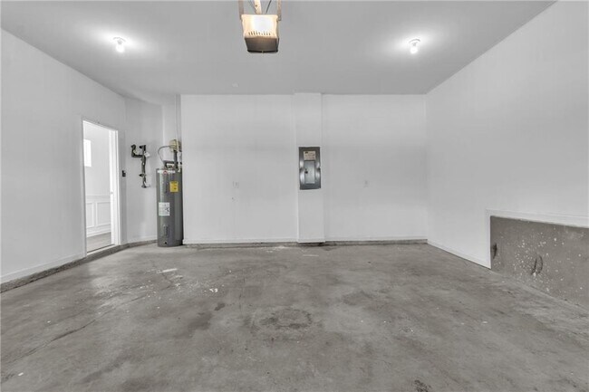 Building Photo - 5108 City Walk Dr