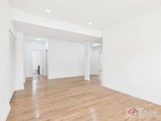 Building Photo - 398 W Lincoln Hwy