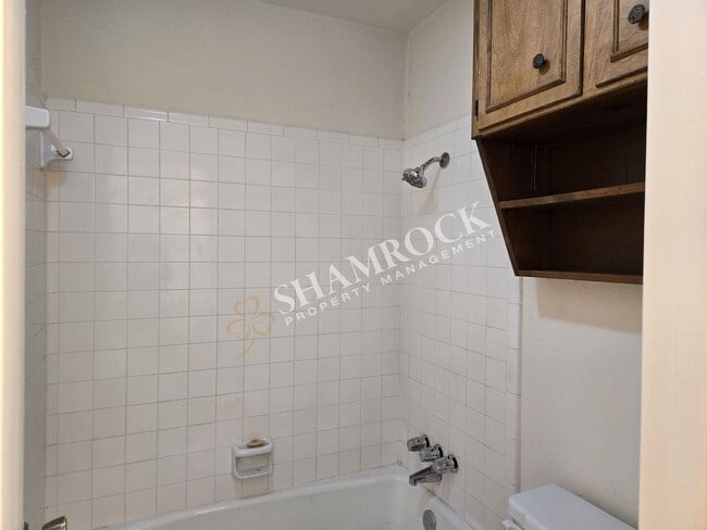 Building Photo - 2-Bedroom Waco ISD Duplex!