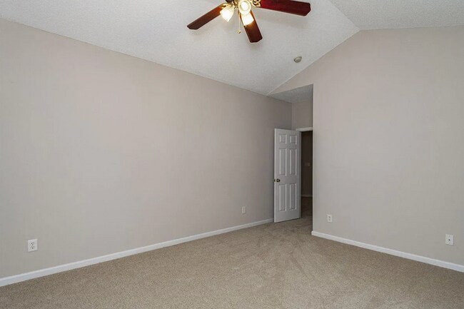 Building Photo - 3 Bedroom Ranch Near NCSU