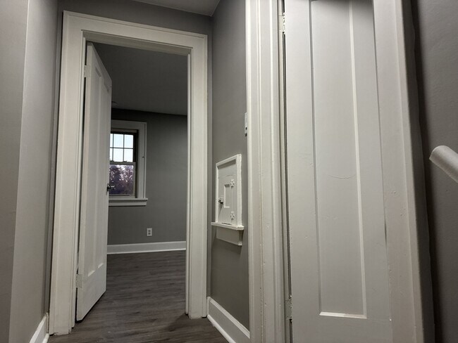 Building Photo - 11104 Lincoln Ave