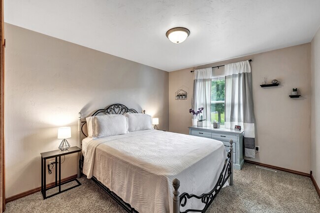 Building Photo - 2212 Rygar Ct