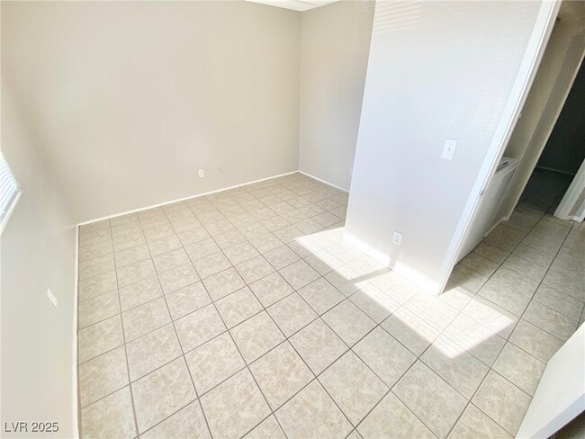Building Photo - 3417 Civic Center Dr