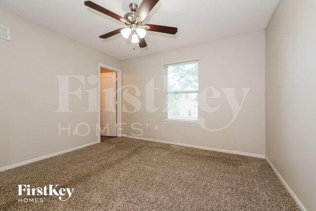 Building Photo - 804 Covey Dr