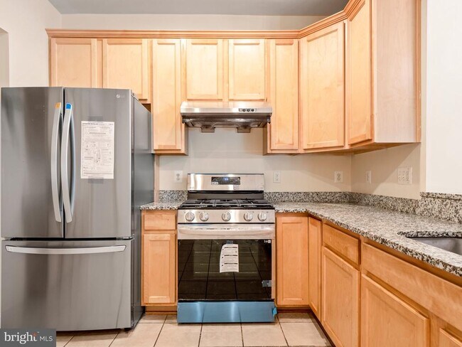 Building Photo - 304 Orchard Ridge Dr