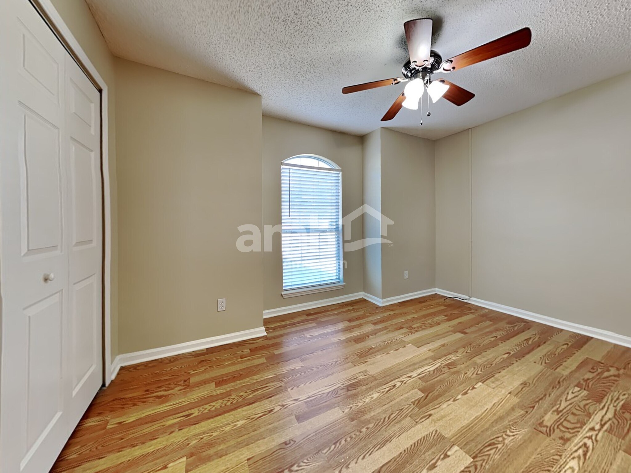 Building Photo - 4523 Deer Valley Dr