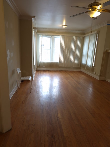 Building Photo - 1148 N Mayfield Ave