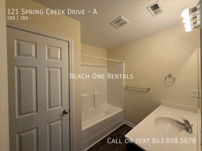 Building Photo - 121 Spring Creek Dr