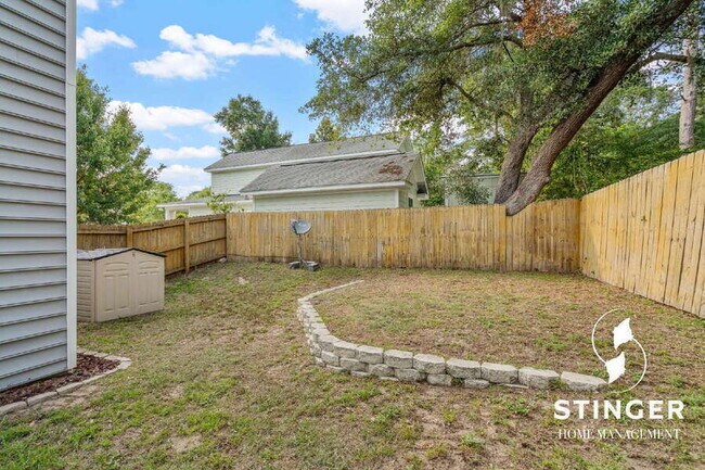 Building Photo - 515 Abner Ln