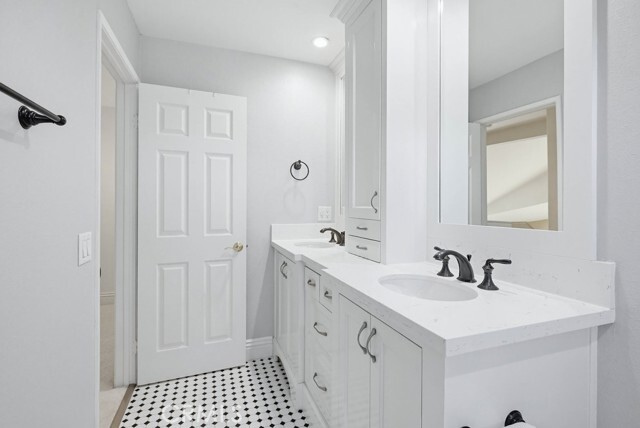 Building Photo - 34 Laconia