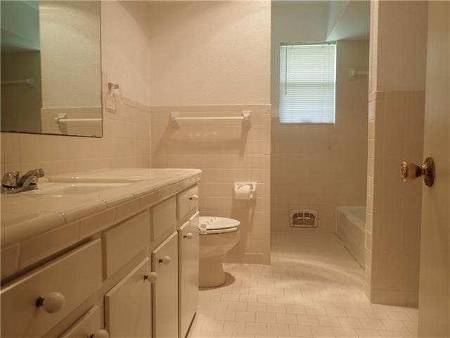 Building Photo - 7549 Brentcove Cir