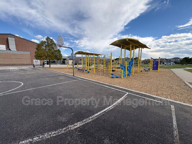 Building Photo - 222 Saxony Rd