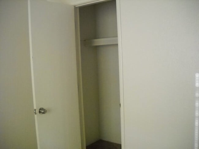 Building Photo - Great views on one acre.