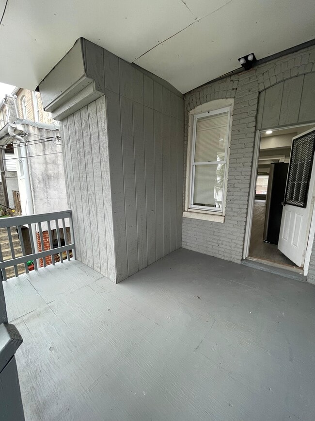 Building Photo - Calverton Heights