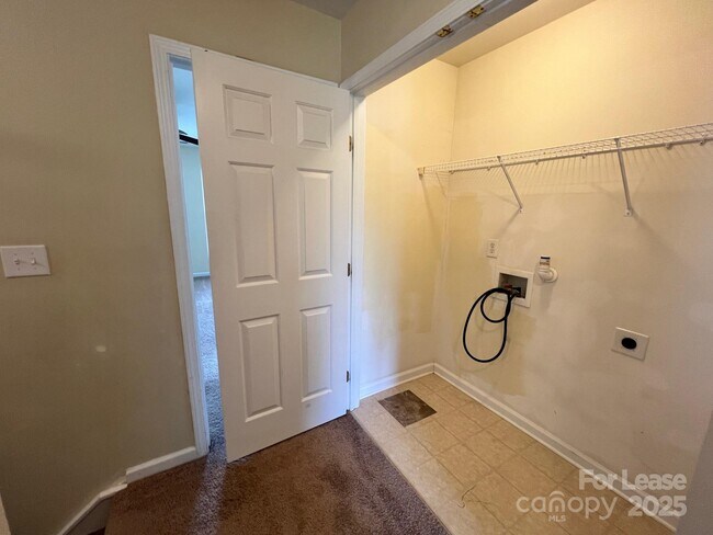 Building Photo - 7158 April Mist Trail