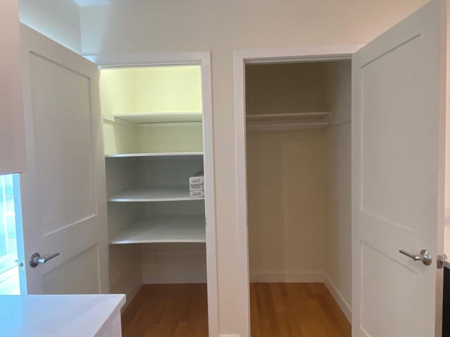 Building Photo - 15 Kelley Ct