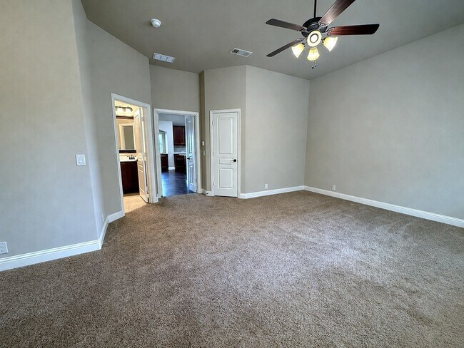 Building Photo - 1109 Abbey Ln
